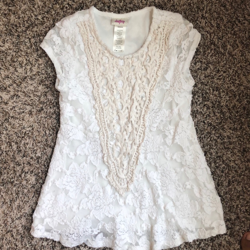 This is a cute Youth Medium,dressy type (cotton)